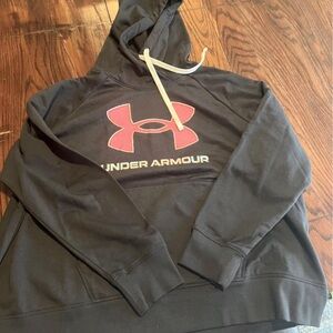 Under Armour Women’s hooded sweatshirt 3x